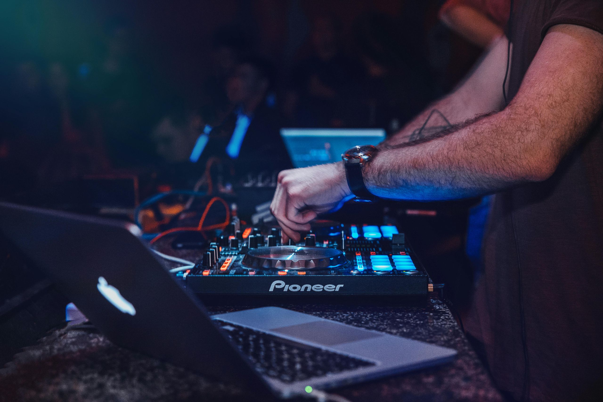 Copas y discotecas para tu despedida de soltero en Salamanca