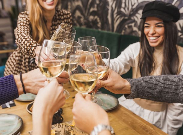 Ruta de Tapas por Salamanca: Los Mejores Bares para tu Despedida